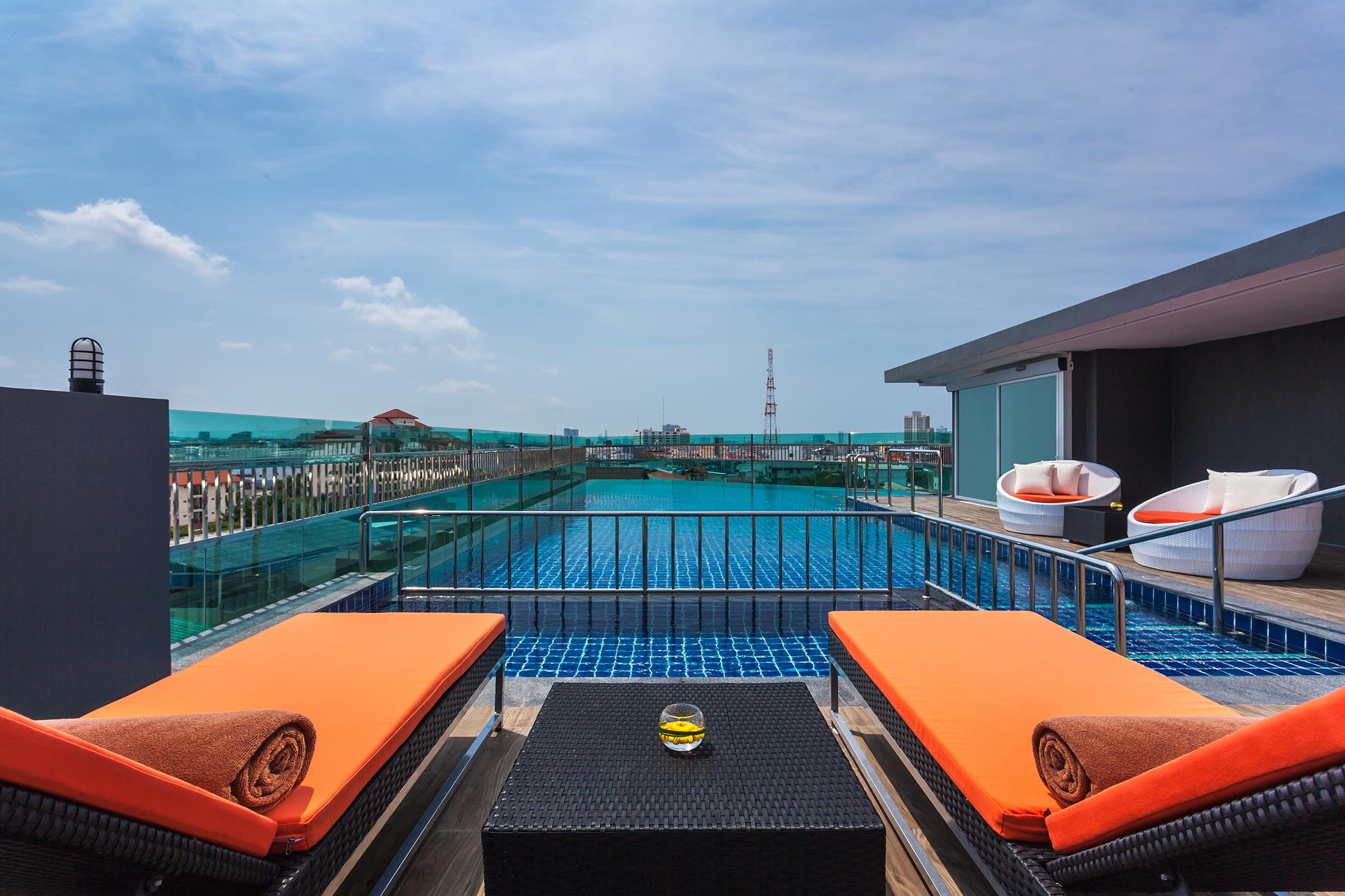Nova Express Pattaya Hotel מראה חיצוני תמונה