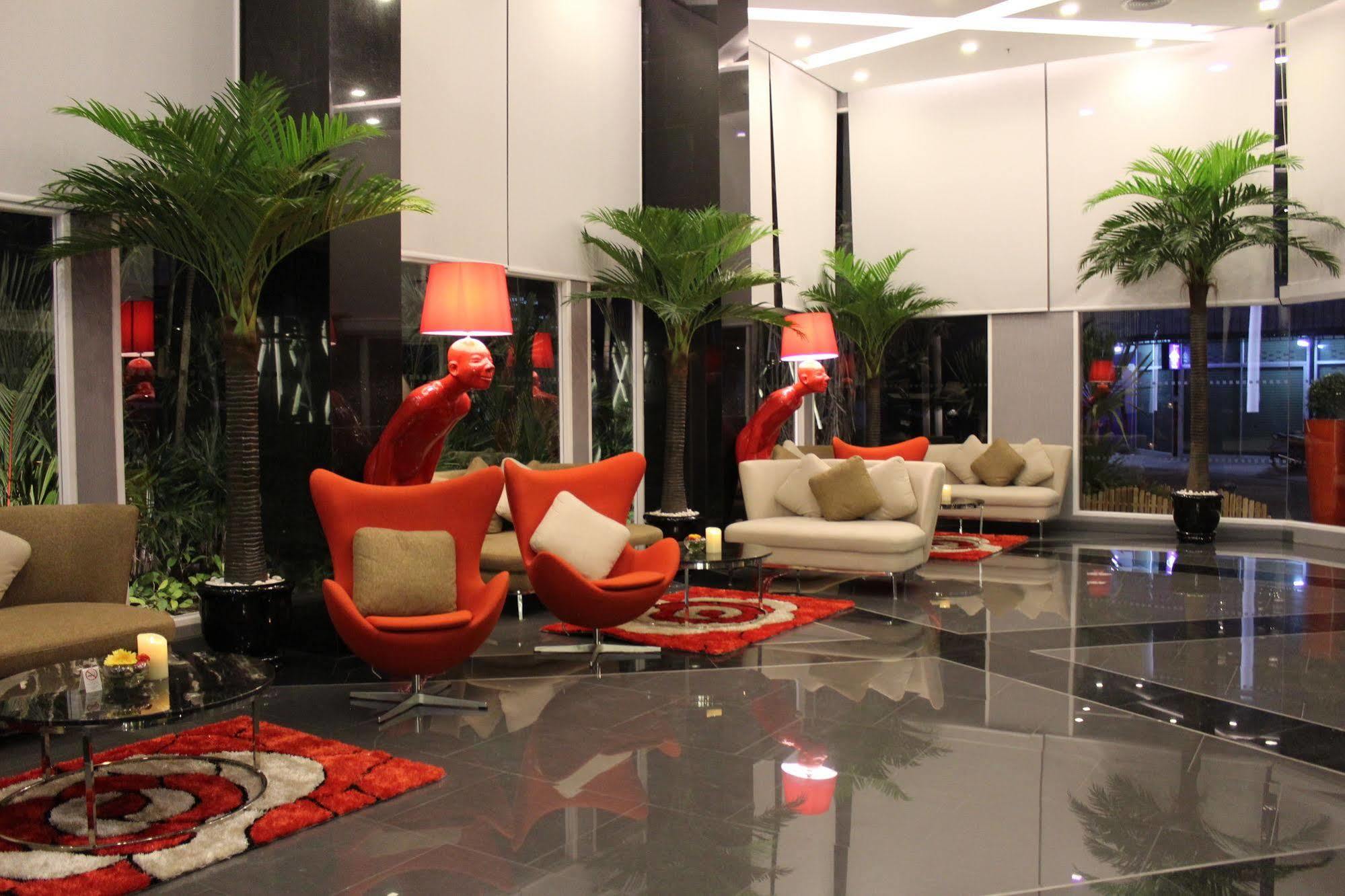 Nova Express Pattaya Hotel מראה חיצוני תמונה