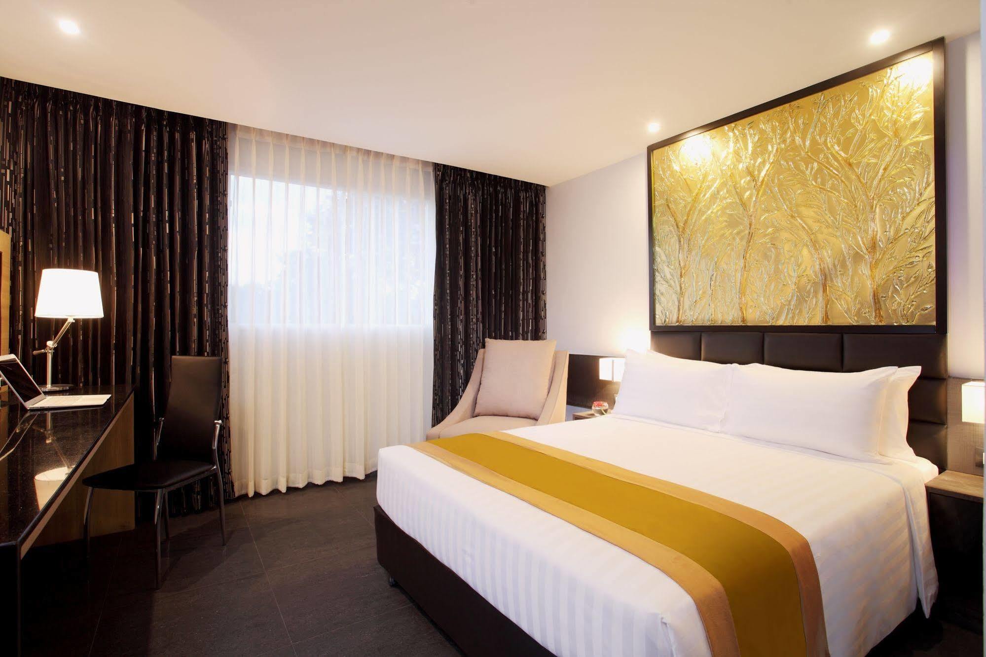 Nova Express Pattaya Hotel מראה חיצוני תמונה
