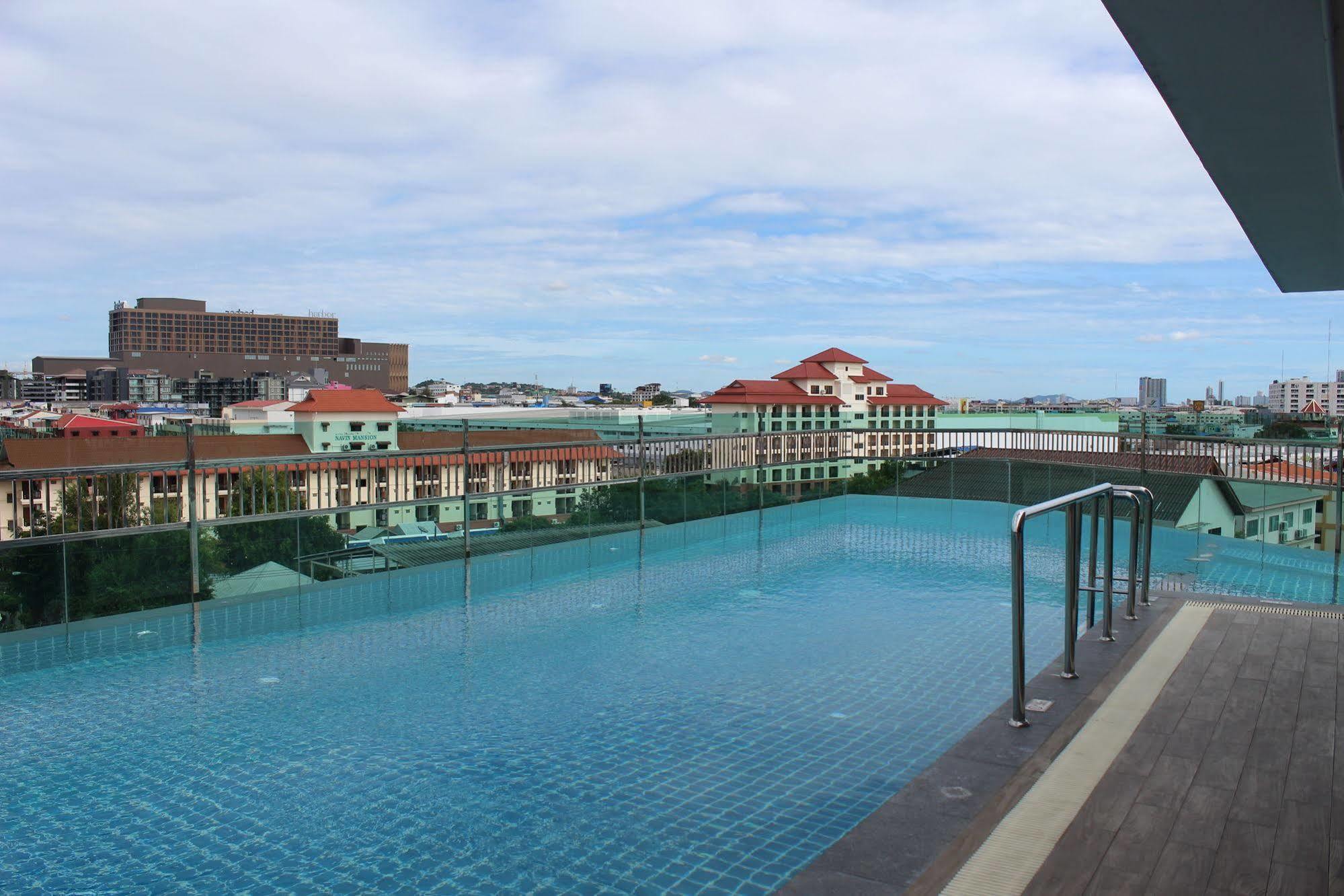 Nova Express Pattaya Hotel מראה חיצוני תמונה