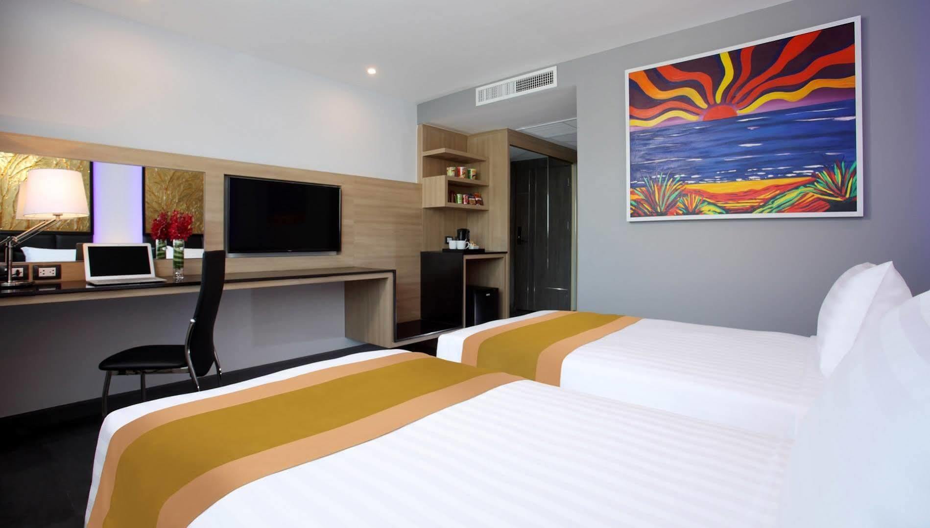 Nova Express Pattaya Hotel מראה חיצוני תמונה